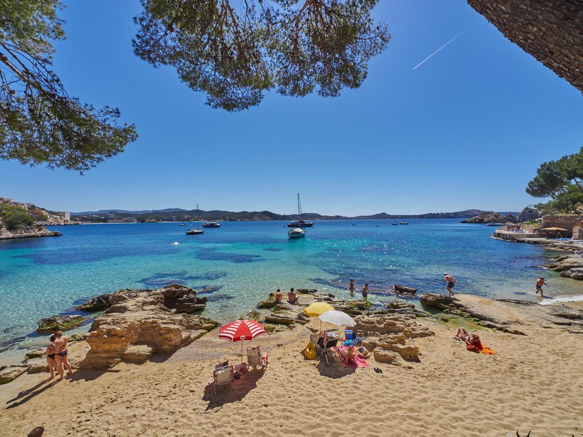 Hotel Petit Cala Fornells Peguera Kültér fotó