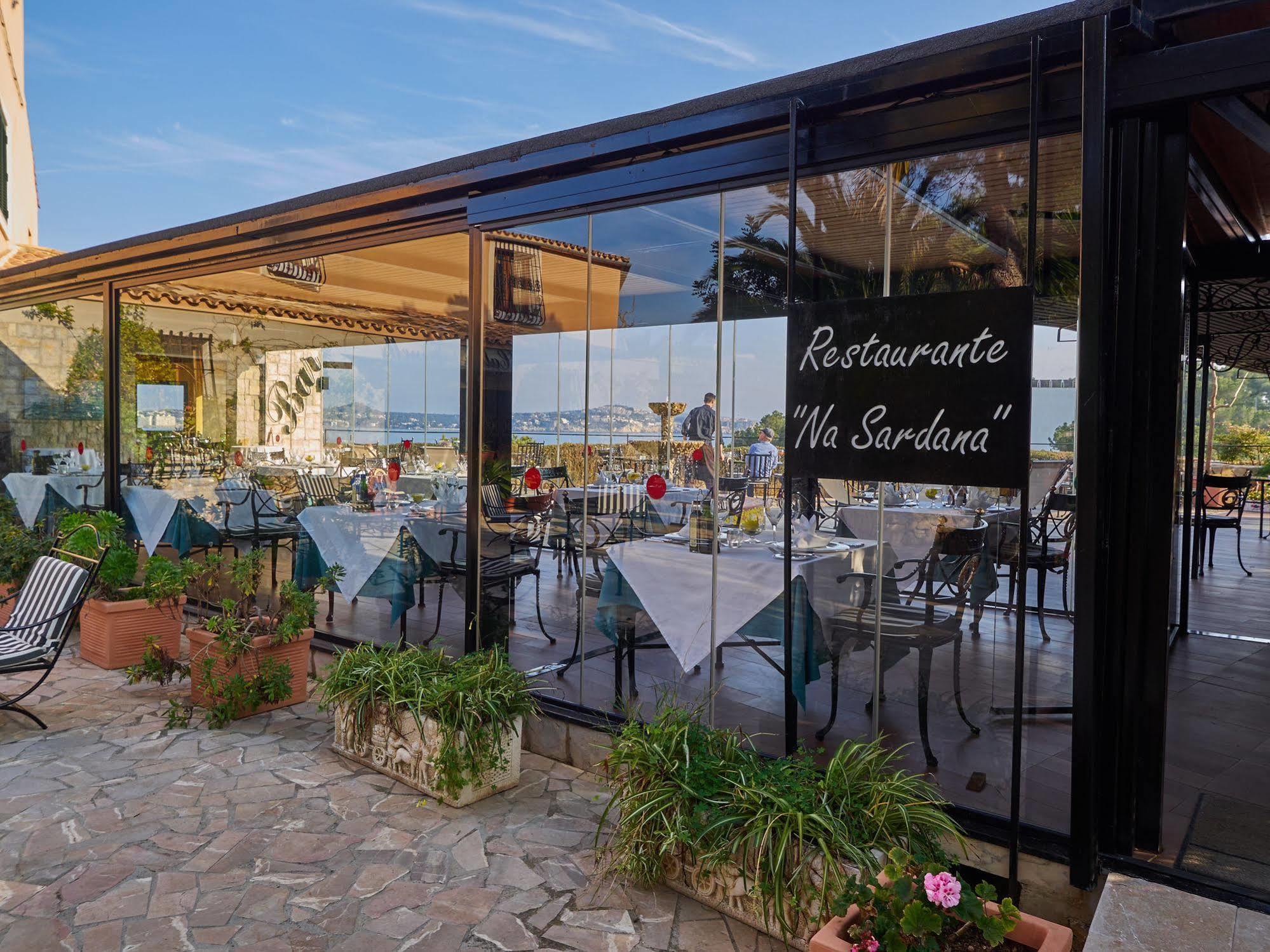 Hotel Petit Cala Fornells Peguera Kültér fotó