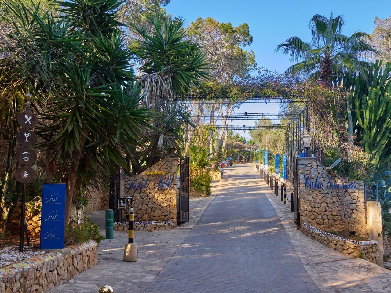 Hotel Petit Cala Fornells Peguera Kültér fotó